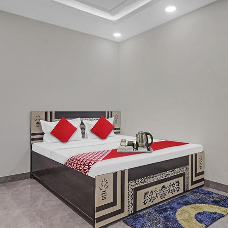 Hotel O Amazing Guest House New Delhi Exterior photo