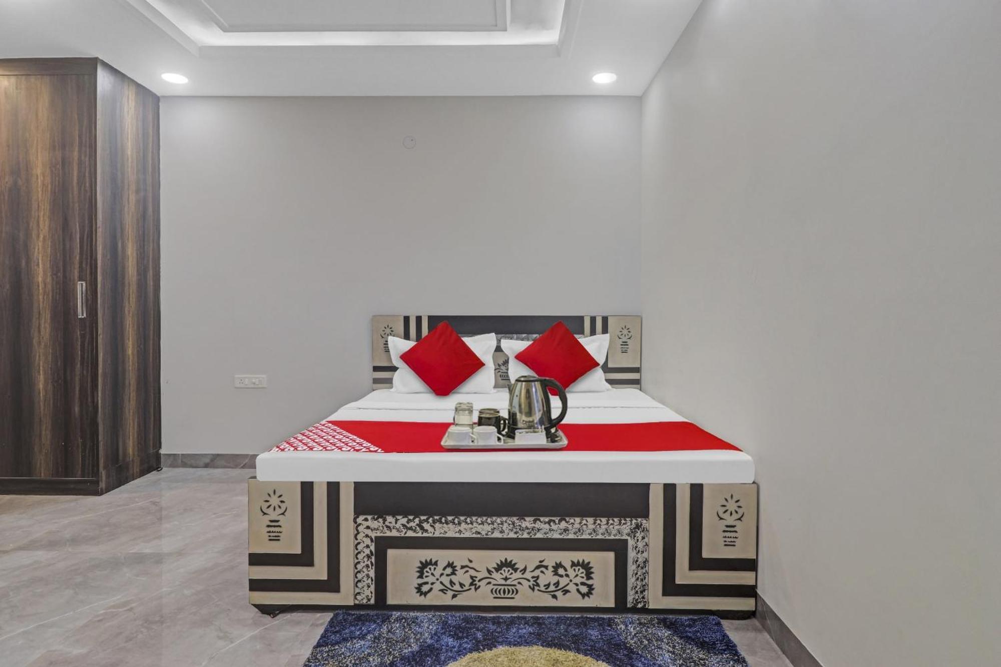 Hotel O Amazing Guest House New Delhi Exterior photo