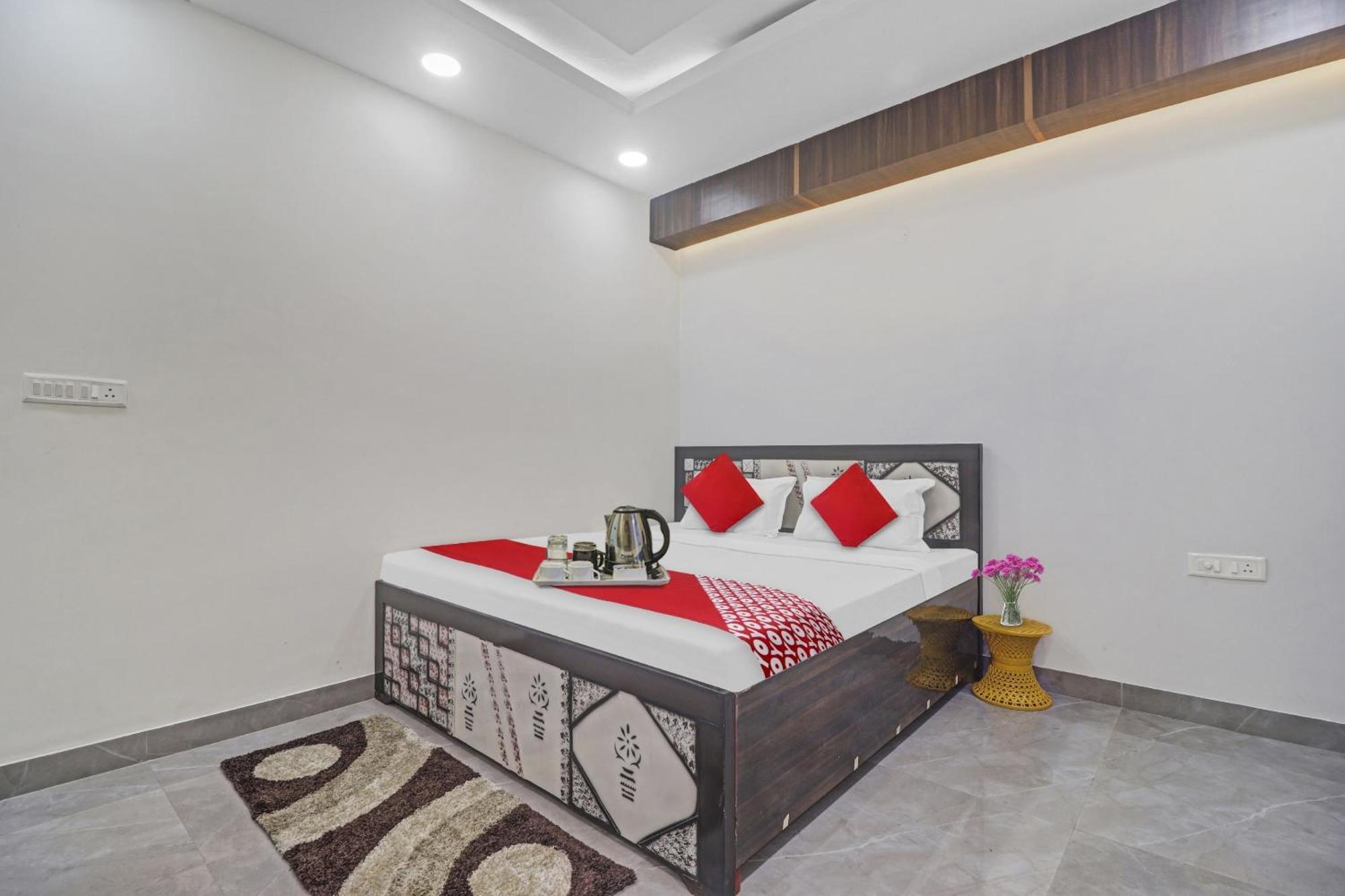 Hotel O Amazing Guest House New Delhi Exterior photo