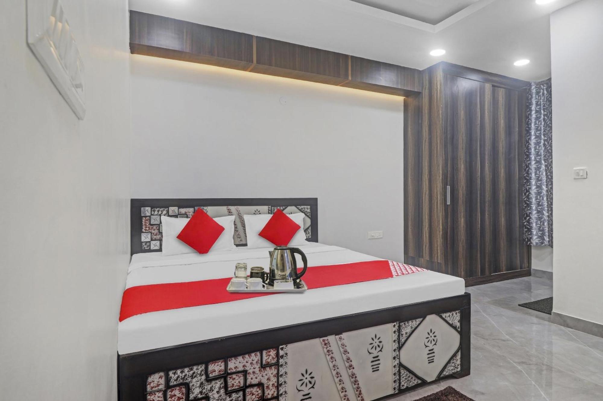 Hotel O Amazing Guest House New Delhi Exterior photo